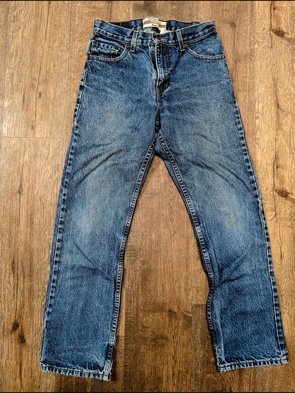 Signature by Levi's Men's Medium Blue Relaxed Jeans